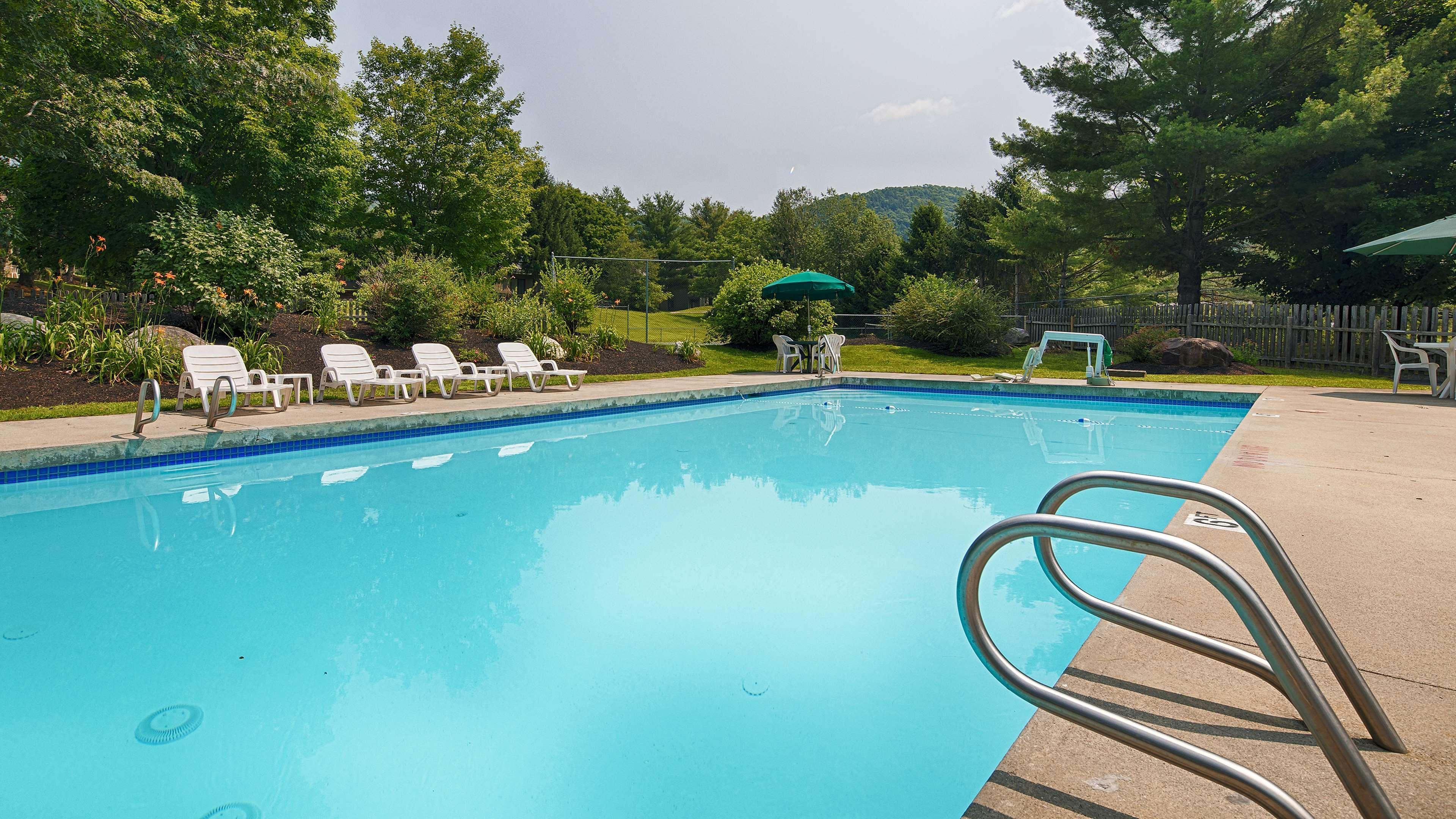 Best Western Inn&Suites Rutland-Killington Exterior foto