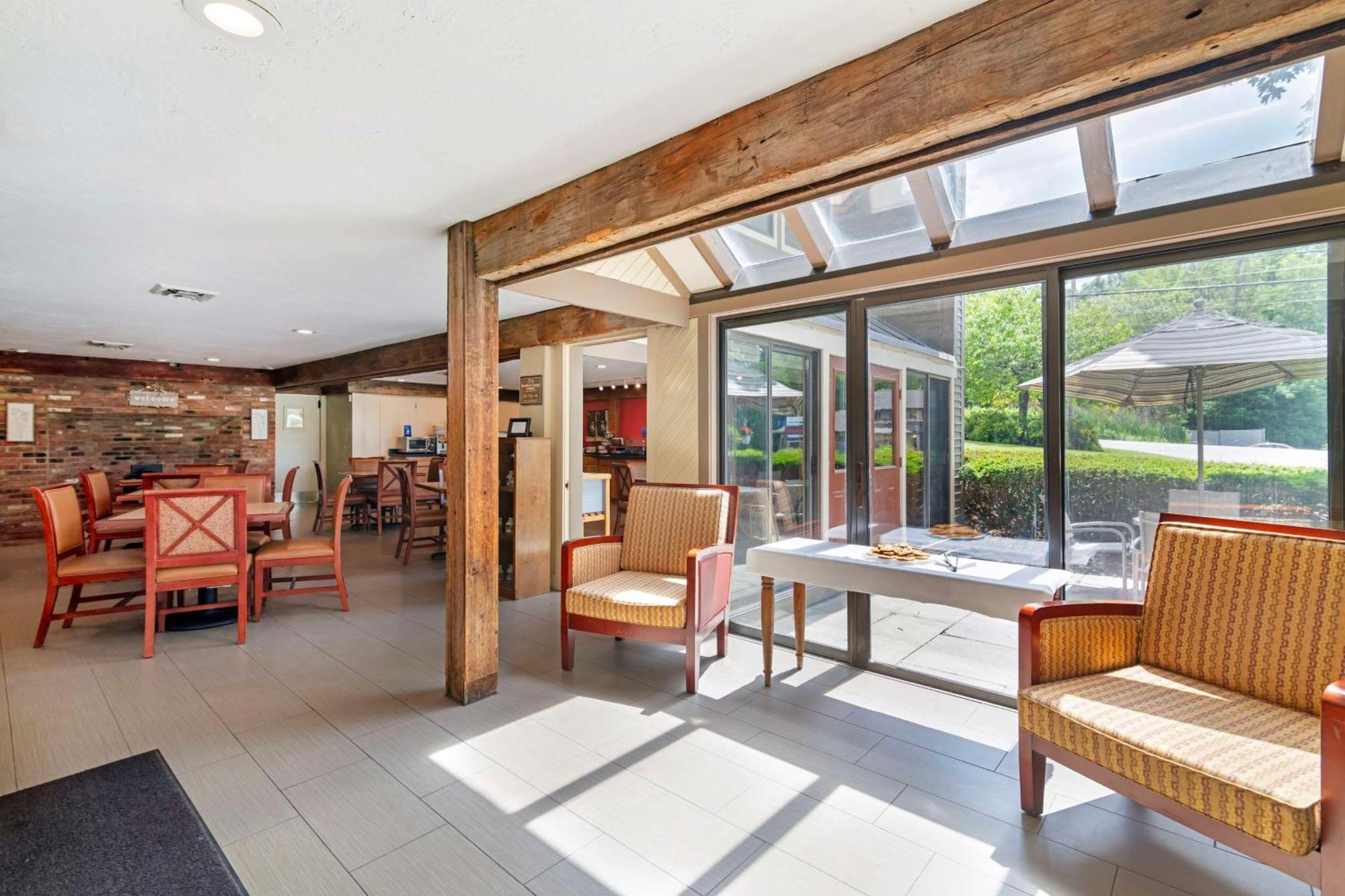 Best Western Inn&Suites Rutland-Killington Exterior foto